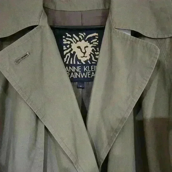 Vintage Anne Klein Rainwear Raincoat Trenchcoat tan/brown Size 14 - Picture 2 of 11